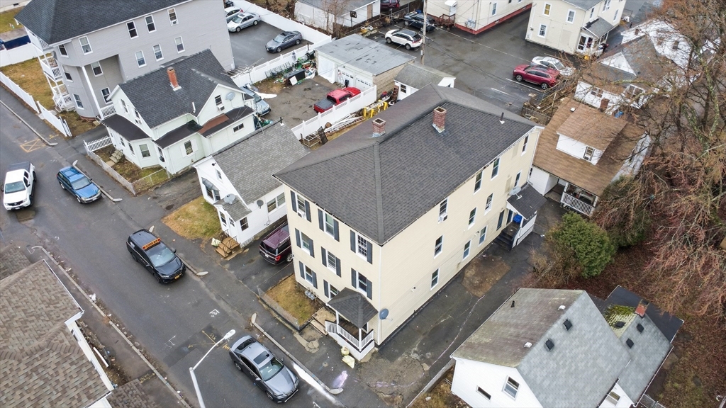 14-14 1/2 Hacker Street