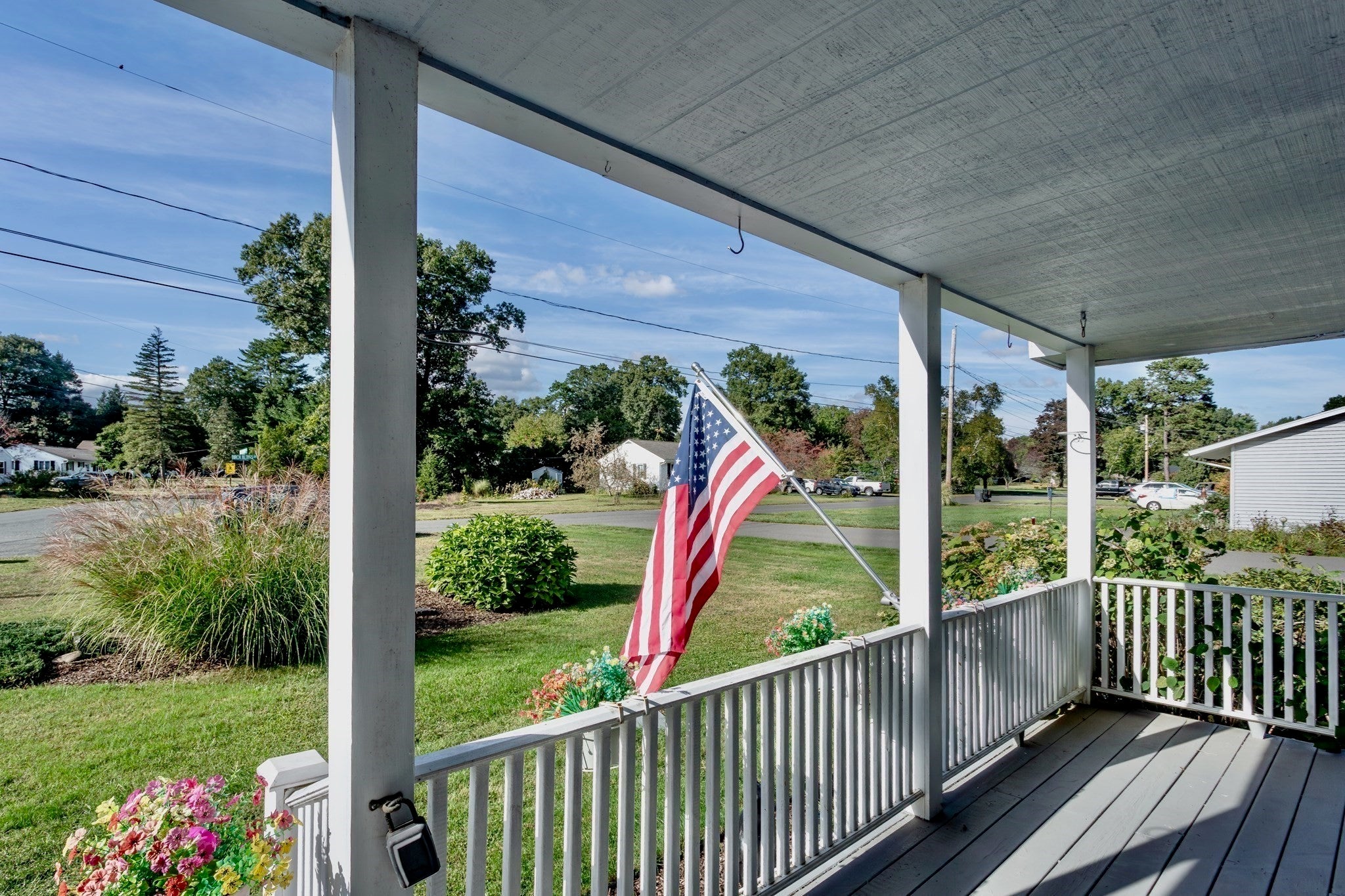 71 Birch Bluffs Drive