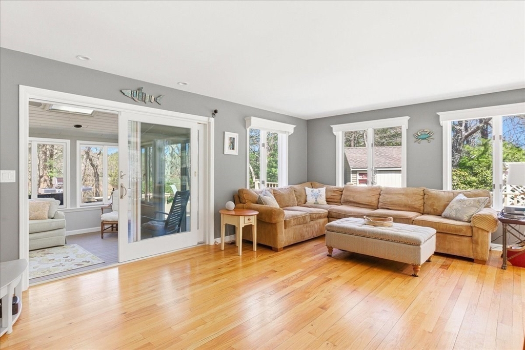 12 Salt Marsh Ln