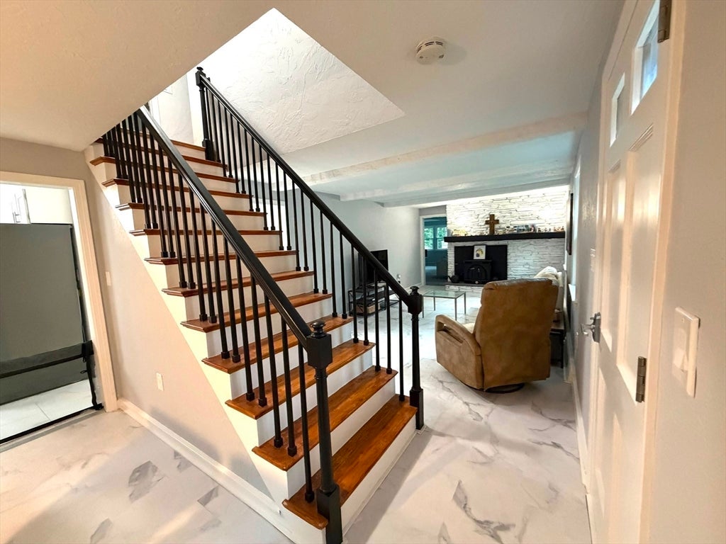 40 Neal St, Walpole, MA, 40 Neal St, Walpole, MA Photo #23