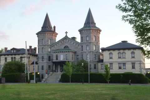 Photo of 191 Thorndike St #26, Lowell, MA 01852 (MLS # 73472651)