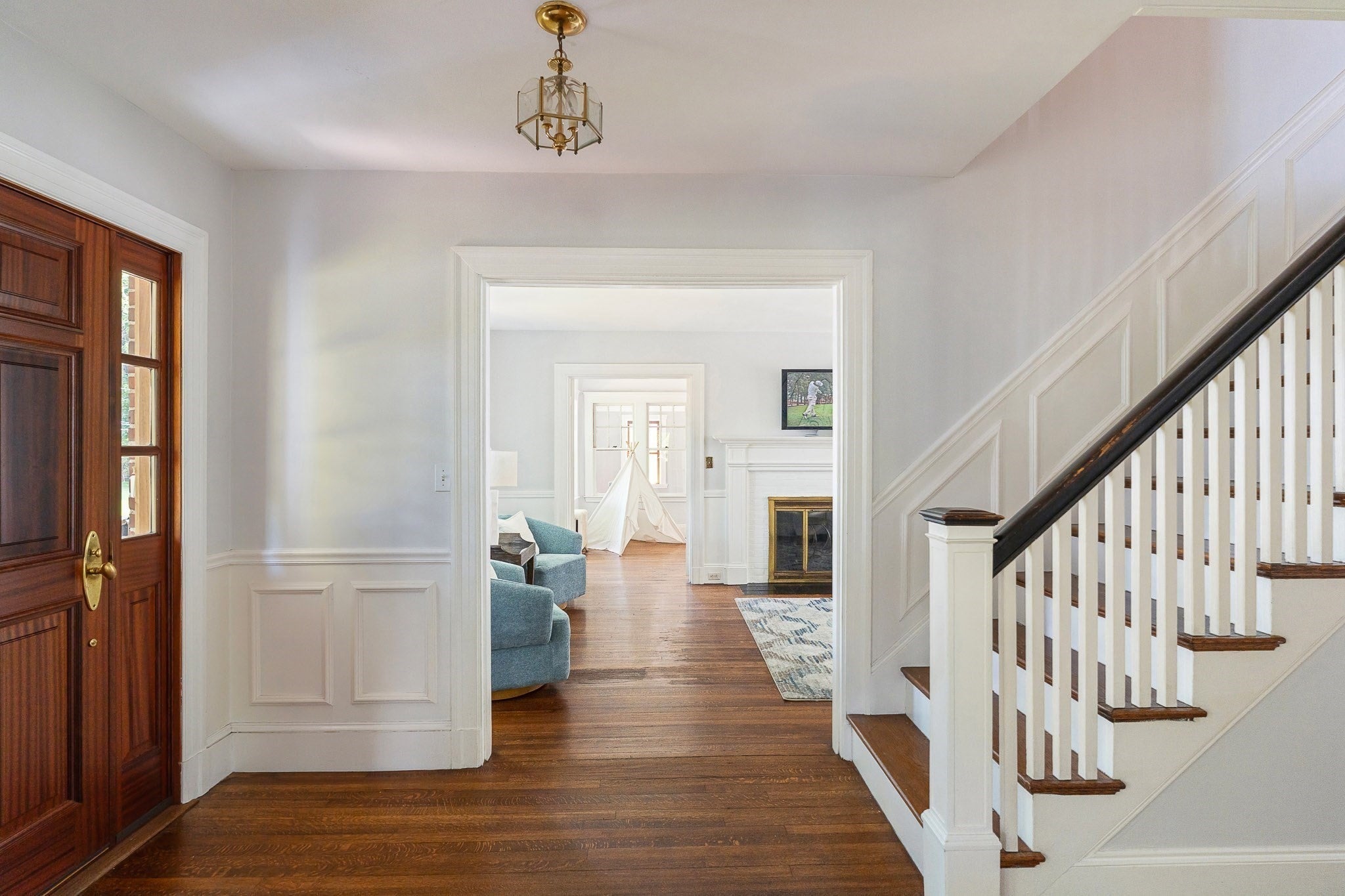 15 Agawam Rd, Newton MA 02468