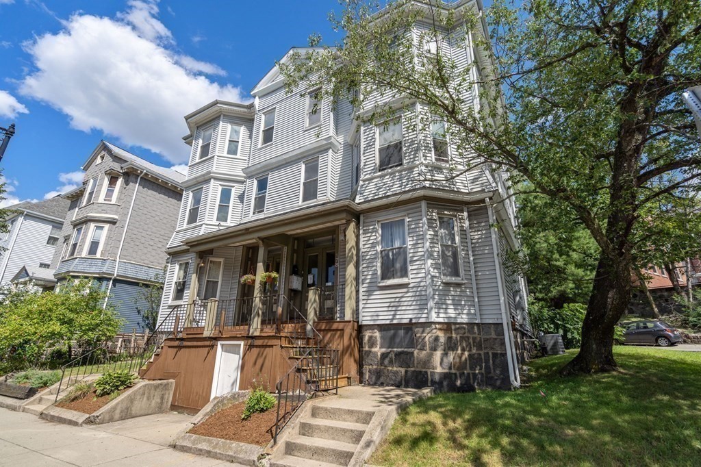 Photo 1 of 1 of 176 Hyde Park Avenue 3 condo