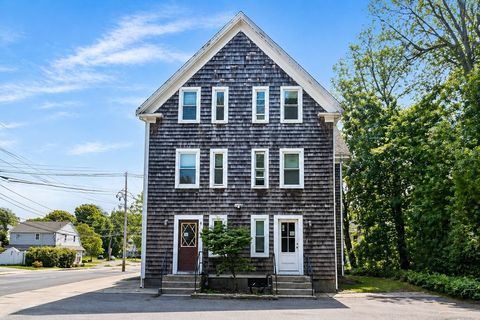 Photo of 4 Prince St, Plymouth, MA 02360 (MLS # 73507463)