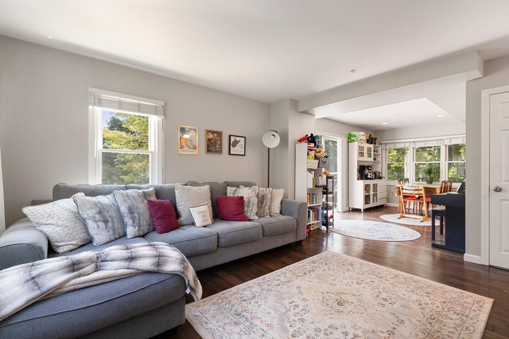 54 Crescent Ave N, Boston MA 02125