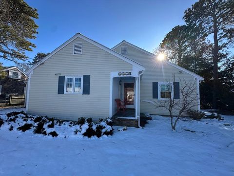 33 Kelleys Pond Rd Dennis MA 02670