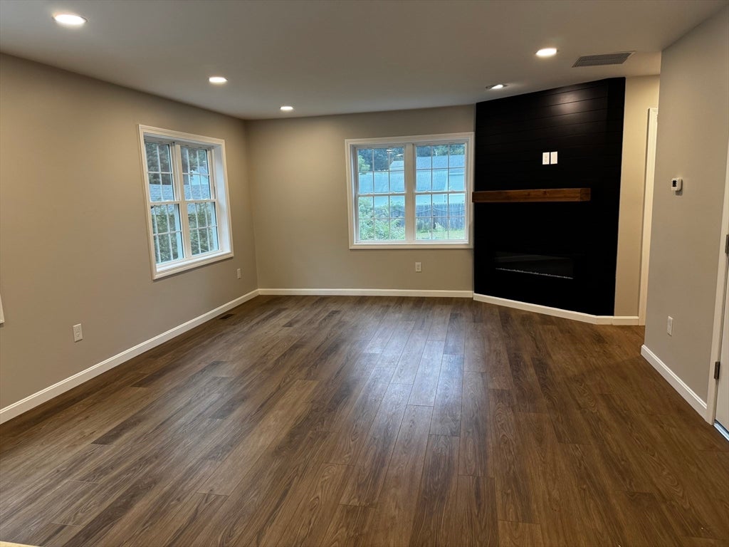 93 Rockland Road 2