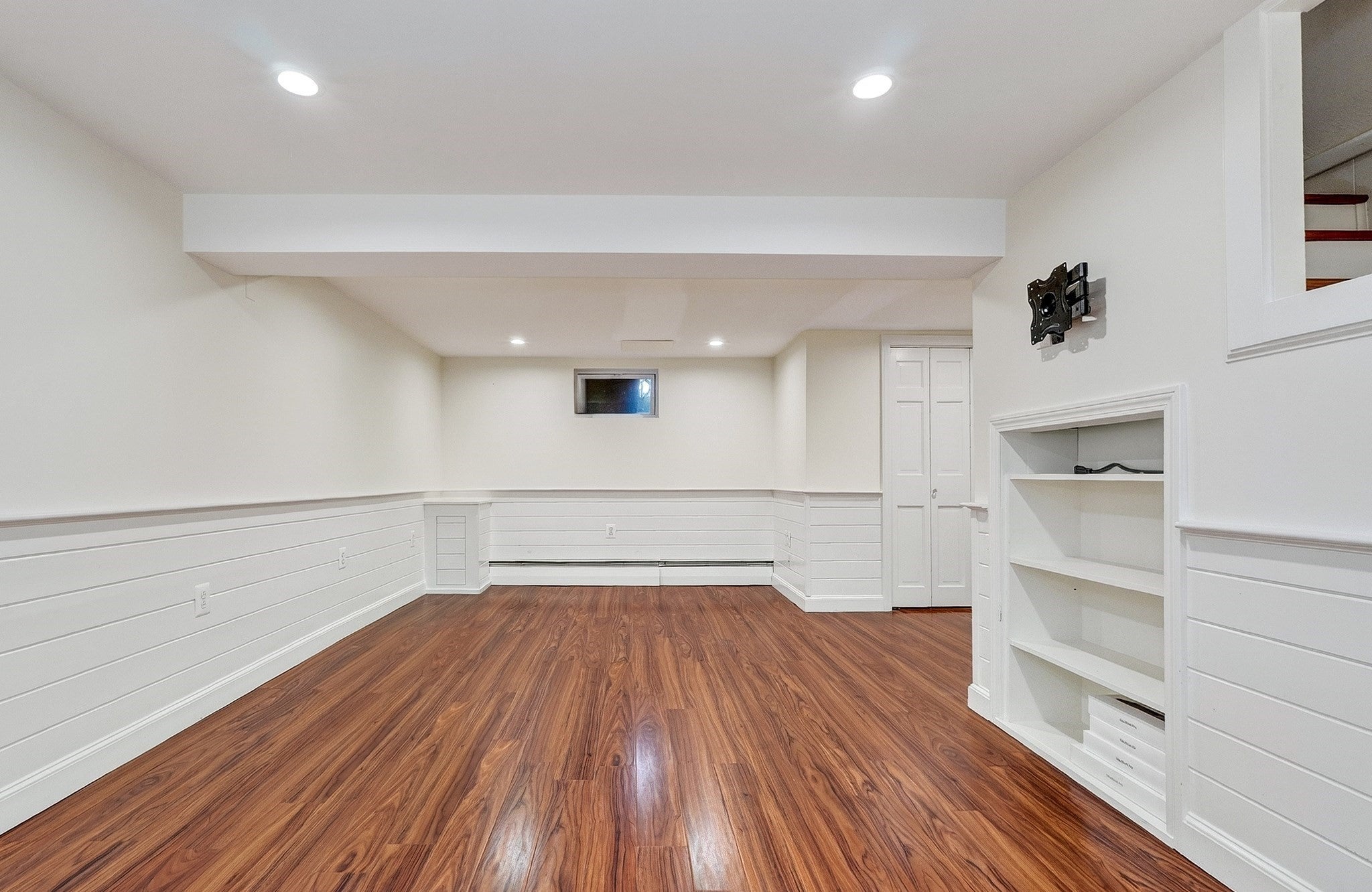 8 Sunnyfield Road, Bedford, MA, 8 Sunnyfield Road, Bedford, MA Photo #20