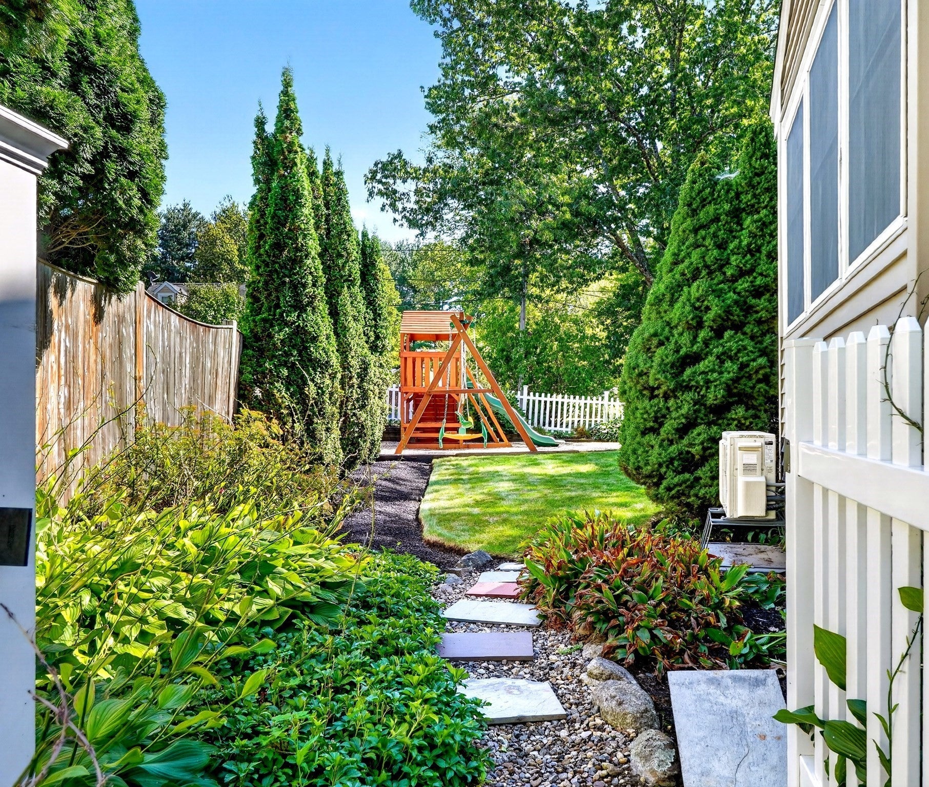 8 Sunnyfield Road, Bedford, MA, 8 Sunnyfield Road, Bedford, MA Photo #26