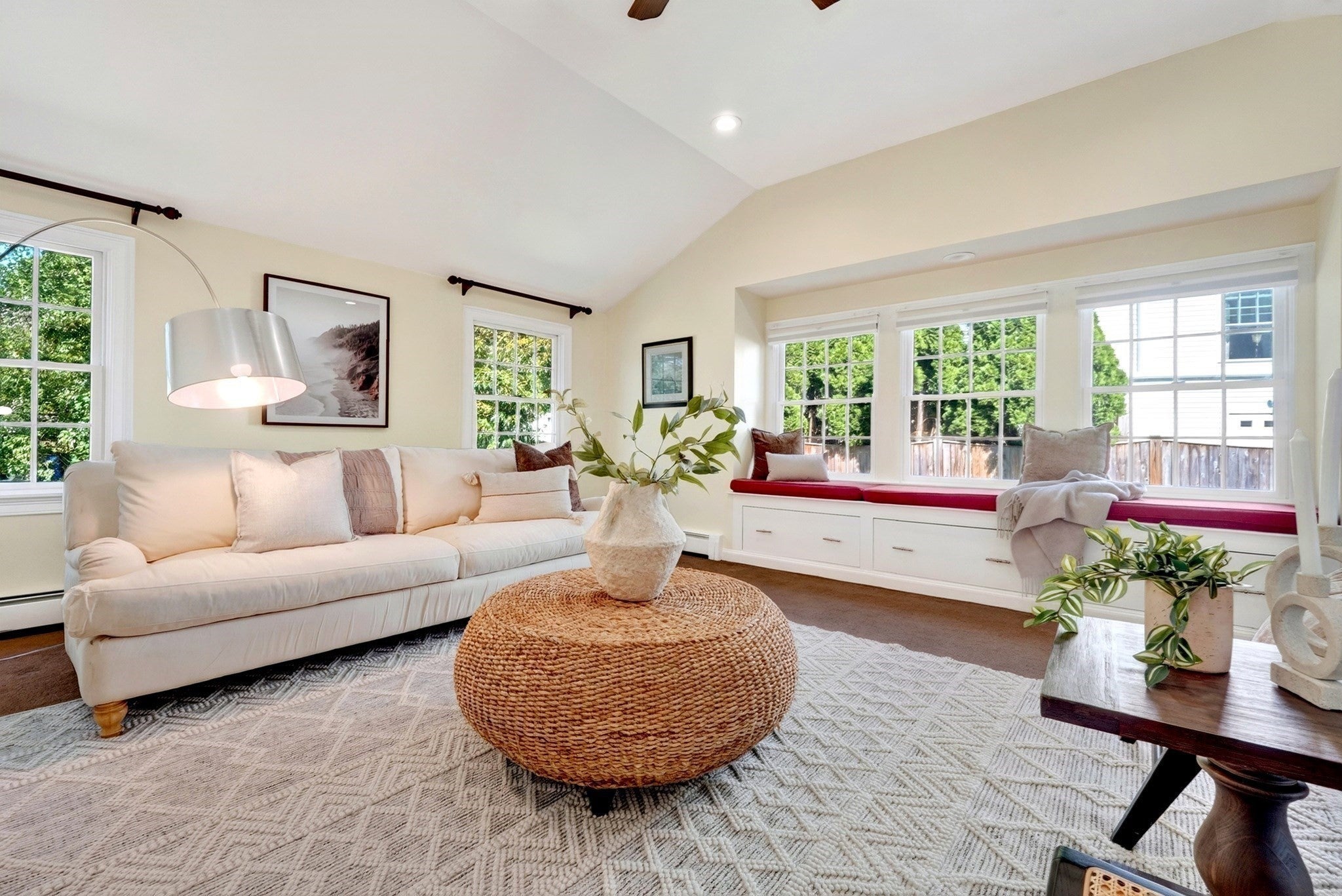 8 Sunnyfield Road, Bedford, MA, 8 Sunnyfield Road, Bedford, MA Photo #8