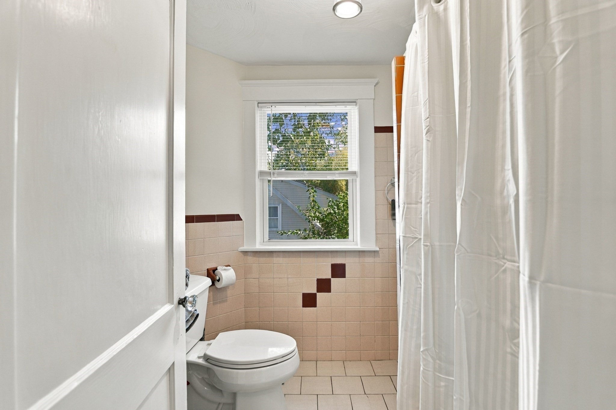 7 Bee Street #B, Natick, MA Photo #19