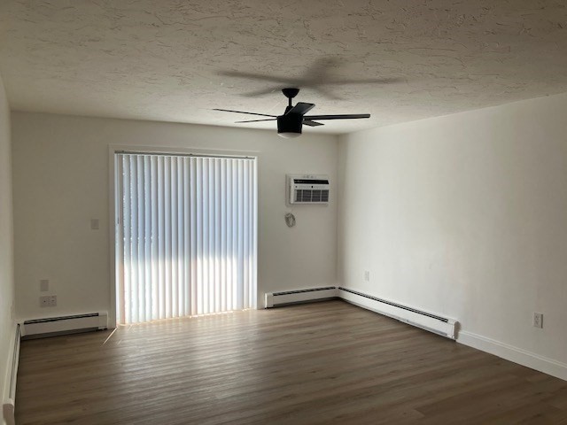 1000 Lexington St 42