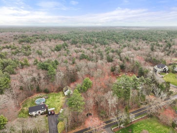 Off Vernon Middleboro MA 02346