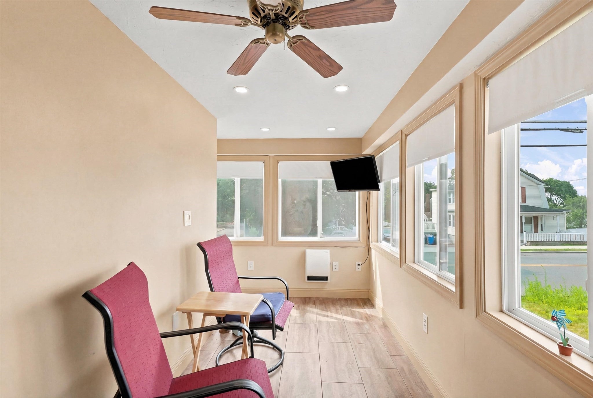 277 Lincoln Ave, Saugus, MA Photo #25