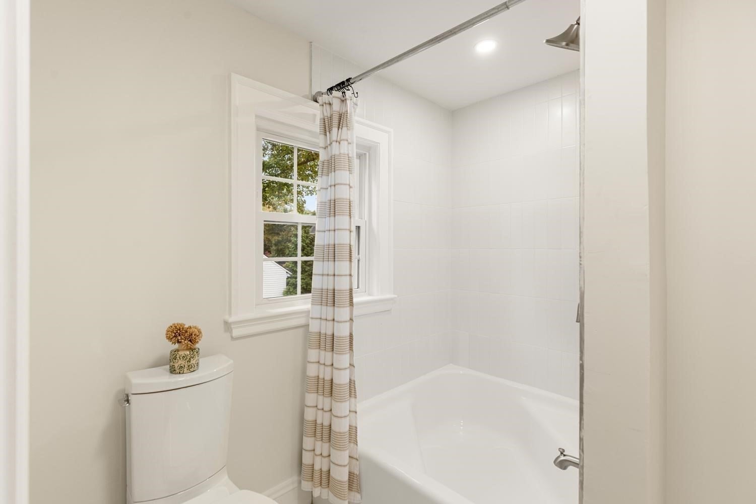 4 Harrington Road, Winchester, MA, 4 Harrington Road, Winchester, MA Photo #26