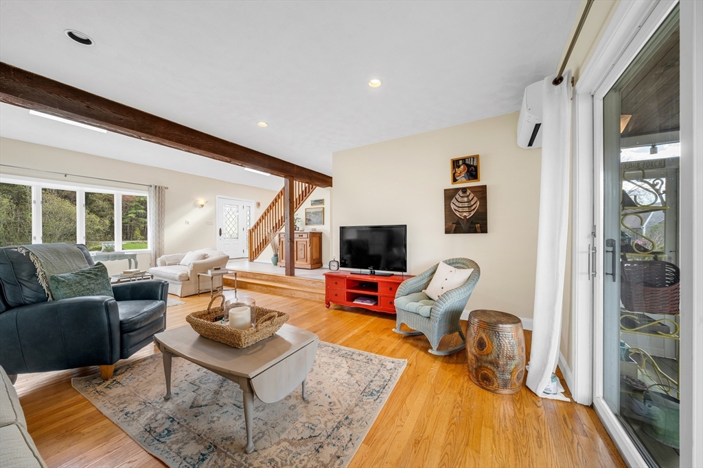 399 Wethersfield St, Rowley, MA Photo #10