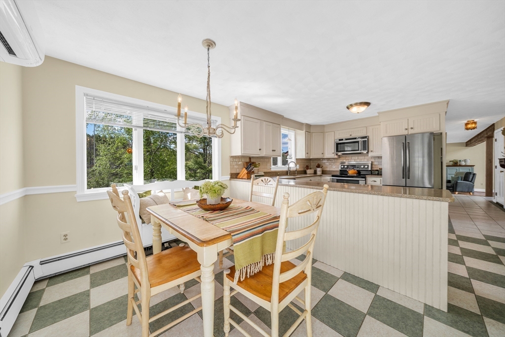 399 Wethersfield St, Rowley, MA Photo #20