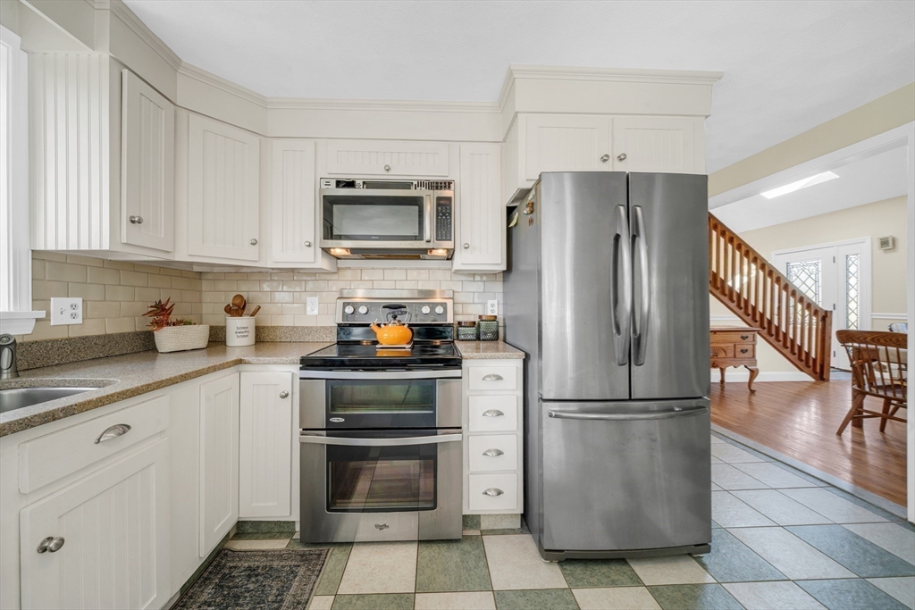 399 Wethersfield St, Rowley, MA Photo #17