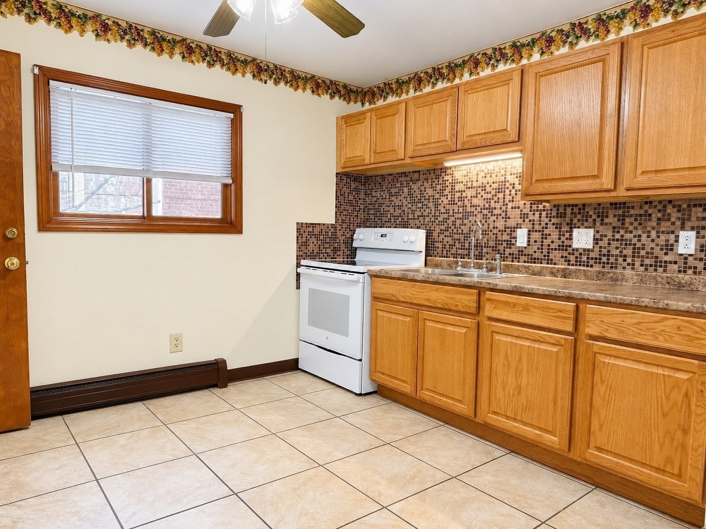 34 Dorchester St, Worcester, MA, 34 Dorchester St, Worcester, MA Photo #8