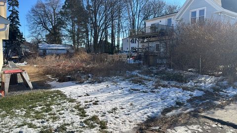 861 Main St Clinton MA 01510