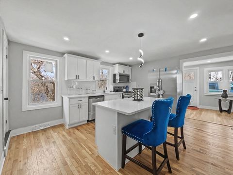 Photo of 365-367 Water St, Springfield, MA 01151 (MLS # 73487417)