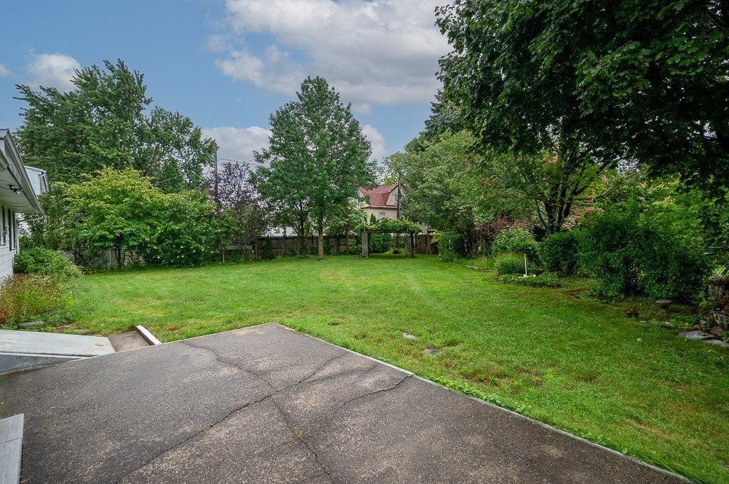 11 Lyndale Rd, Worcester, MA, 11 Lyndale Rd, Worcester, MA Photo #38