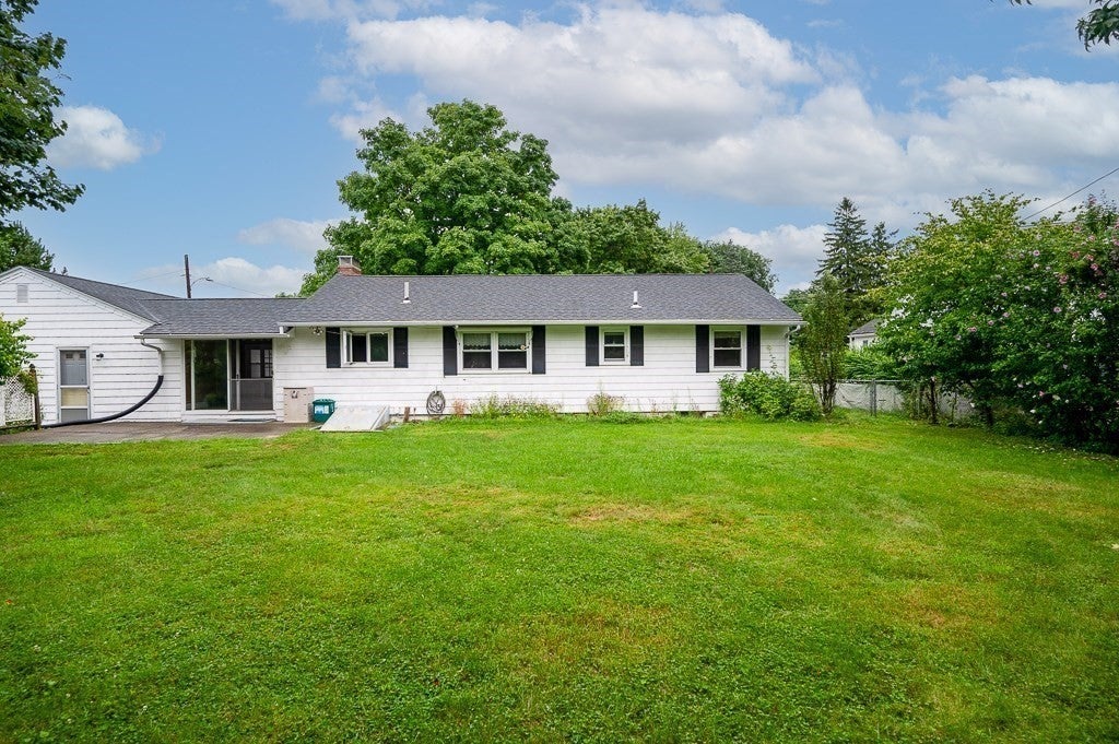 11 Lyndale Rd, Worcester, MA, 11 Lyndale Rd, Worcester, MA Photo #36