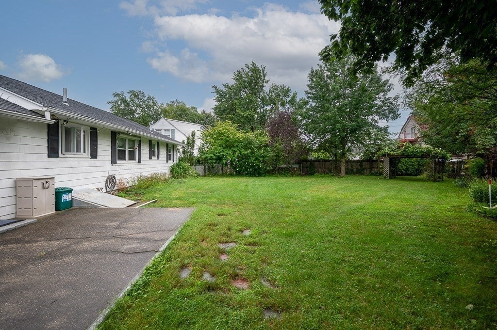 11 Lyndale Rd, Worcester, MA, 11 Lyndale Rd, Worcester, MA Photo #37