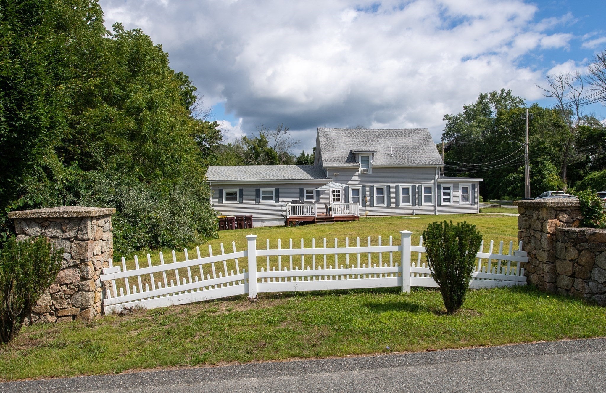595 Main St, Acushnet, MA Photo #2
