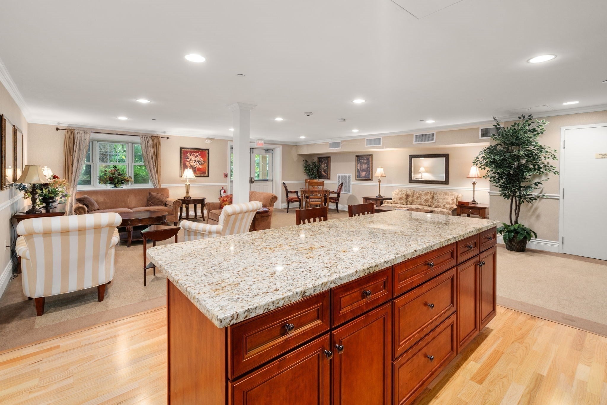 12 Russell Rd #103, Wellesley, MA, 12 Russell Rd #103, Wellesley, MA Photo #15