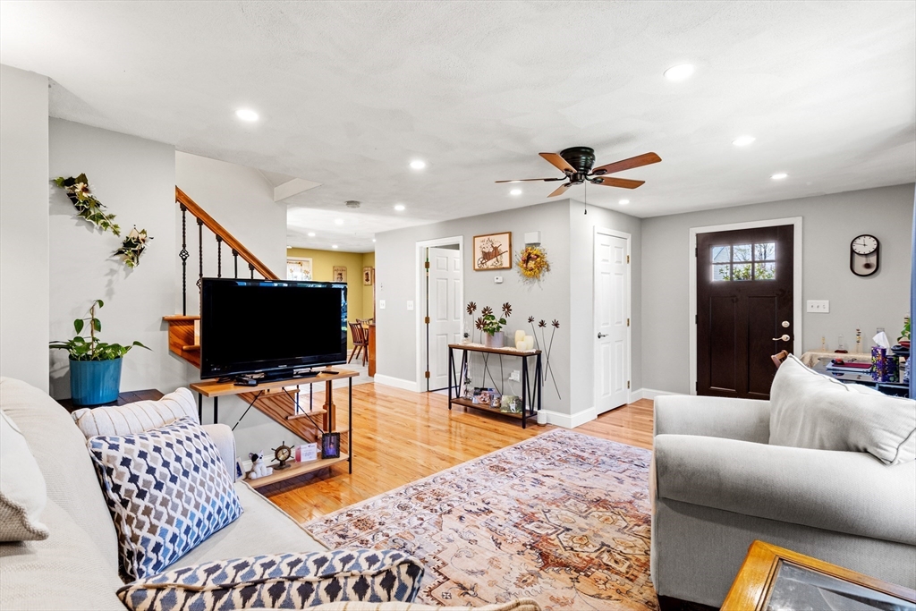 22 Briarwood Rd