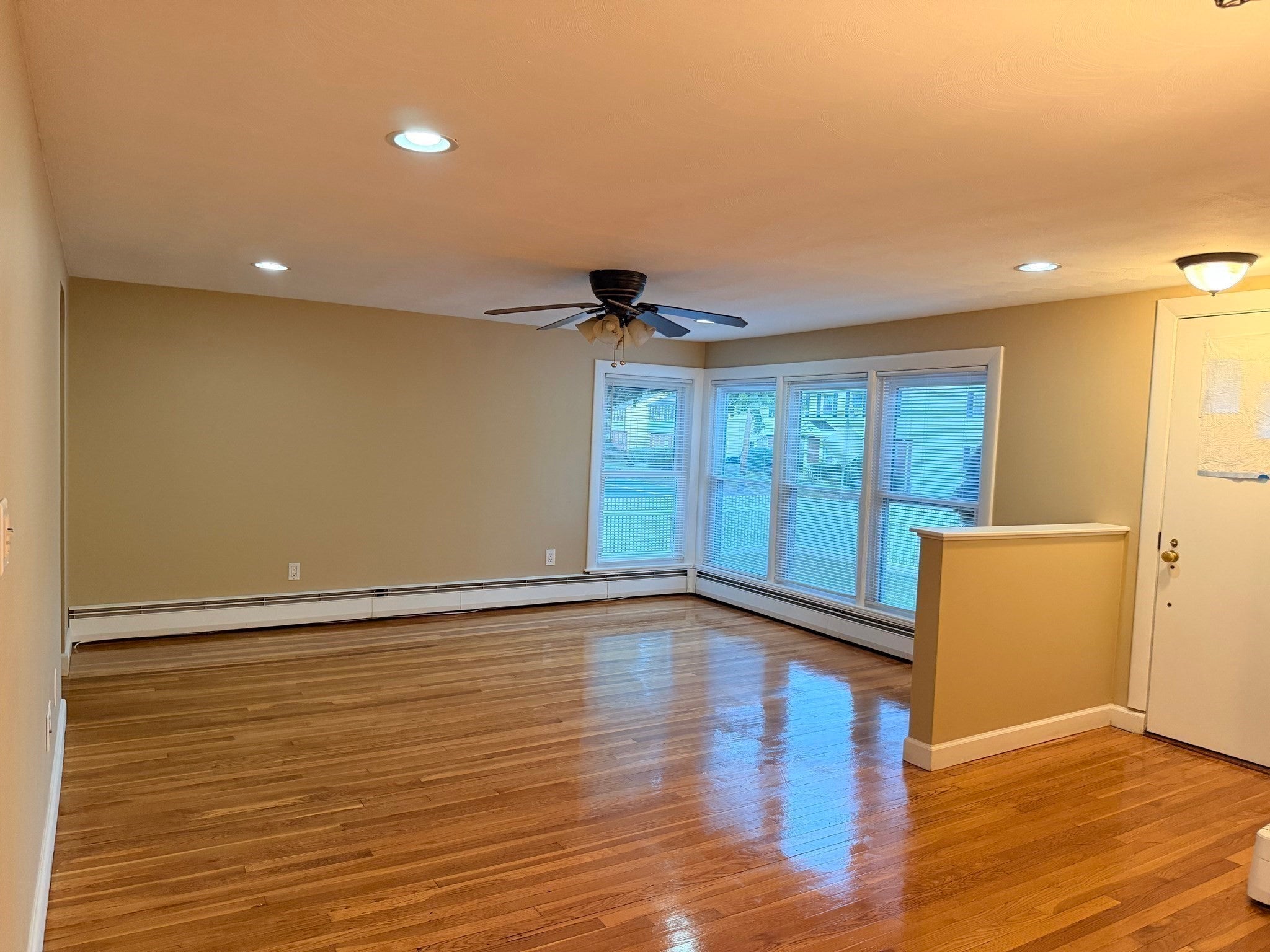 117 Salem St, Wakefield, MA, 117 Salem St, Wakefield, MA Photo #4