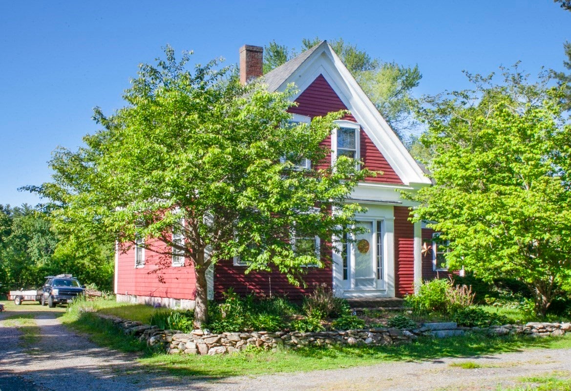 110 Center St