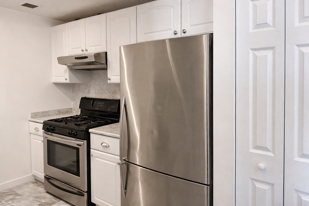 15 N Beacon St 428