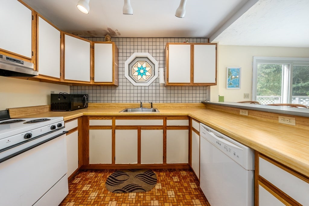 419 Great Western Rd, Harwich, MA, 419 Great Western Rd, Harwich, MA Photo #3
