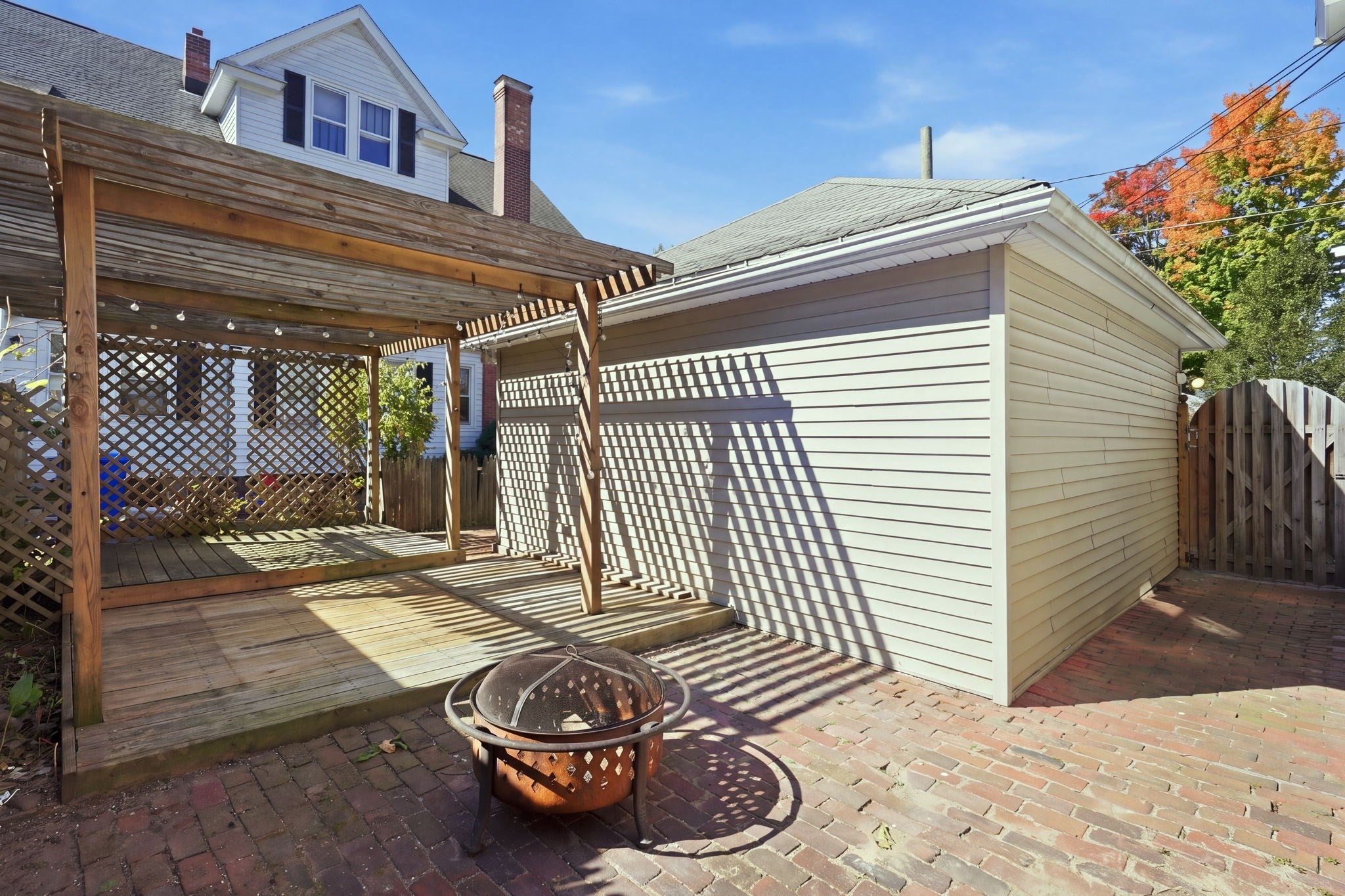 124-126 Woodlawn St, Springfield, MA, 124-126 Woodlawn St, Springfield, MA Photo #6