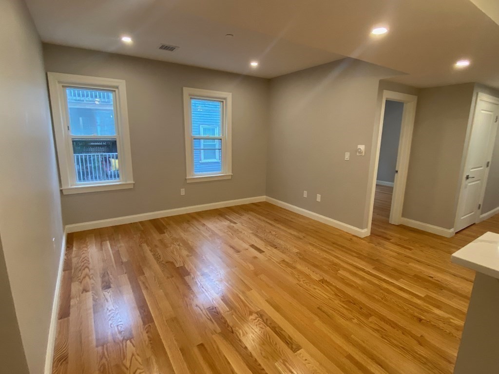 101 Pleasant St #3, Boston, MA Photo #2