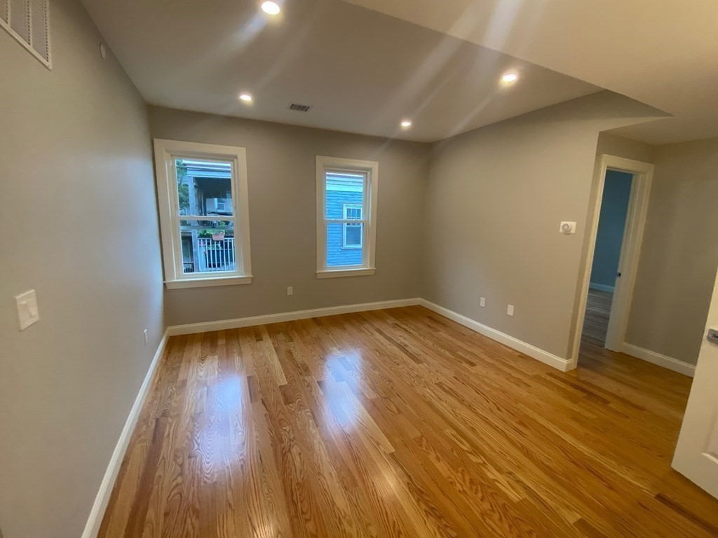101 Pleasant St #3, Boston, MA Photo #4