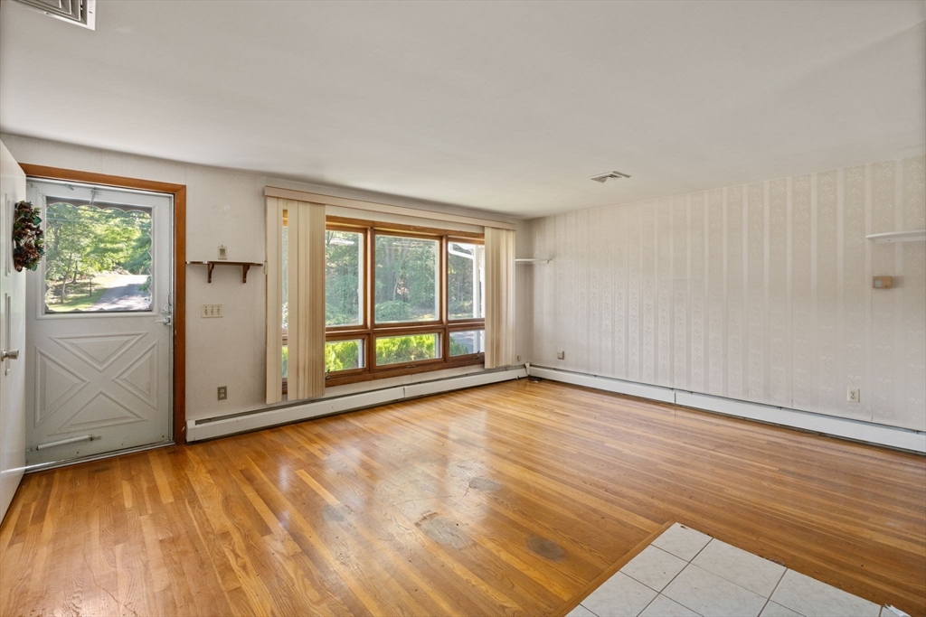 257 Morgan Ave