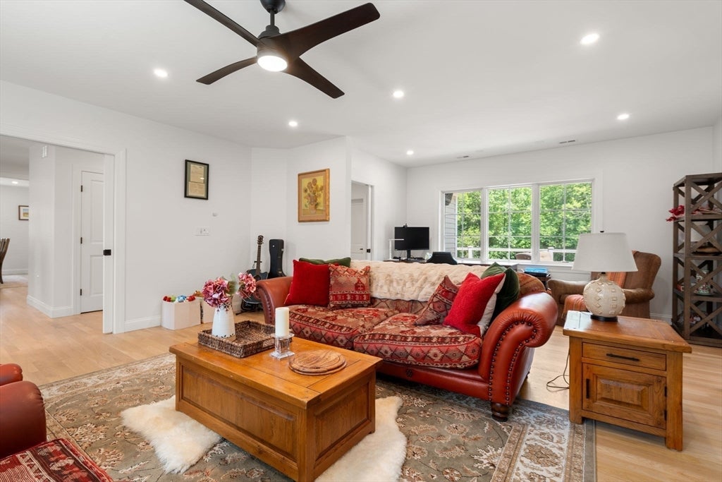 54 Meadowbrook Road, Westwood, MA, 54 Meadowbrook Road, Westwood, MA Photo #16