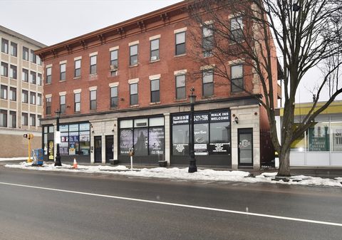 Photo of 181 Chestnut St #1C, Springfield, MA 01103 (MLS # 73479025)