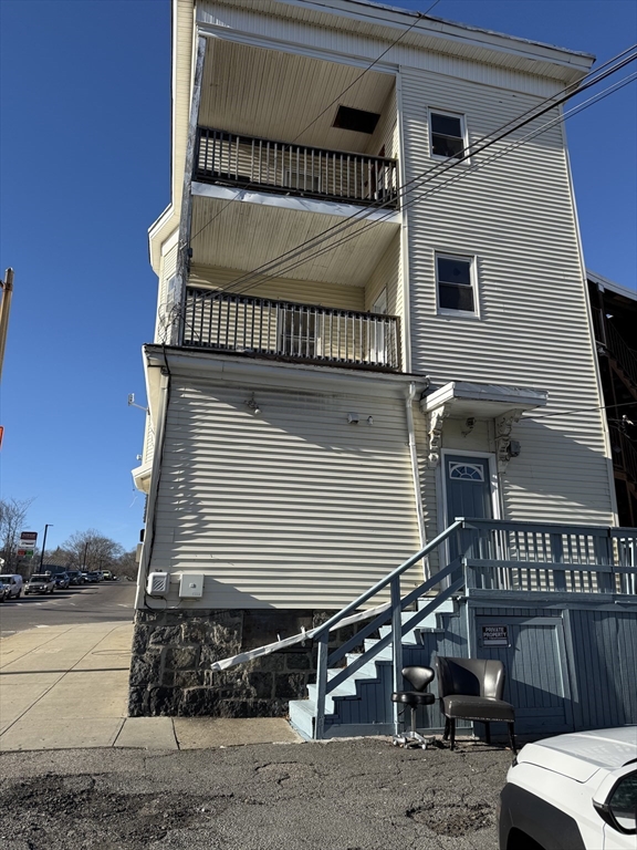 602 Hyde Park Avenue 2