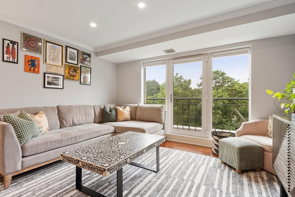 1 Watermill Pl 425