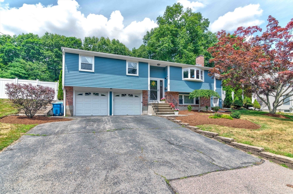 8 Casey St