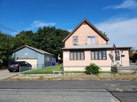 18 Garfield St Taunton MA 02780