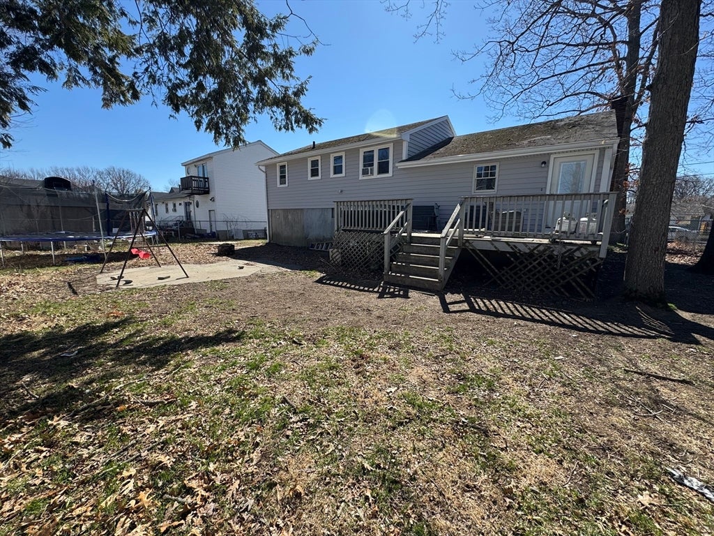 132 Commonwealth Ave, Lowell, MA Photo #10