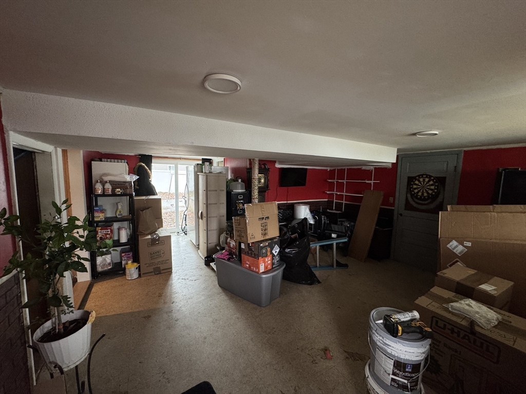 132 Commonwealth Ave, Lowell, MA Photo #8