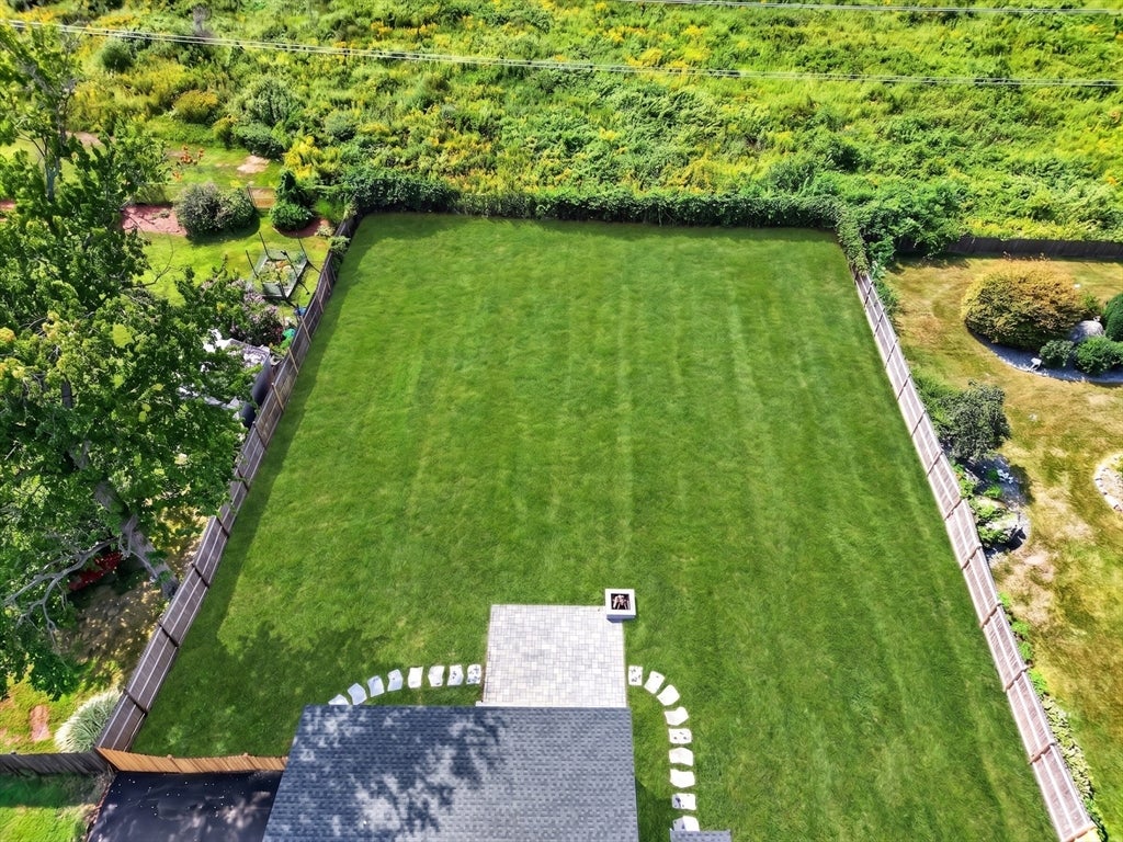 28 Fieldstone Dr, Burlington, MA Photo #36