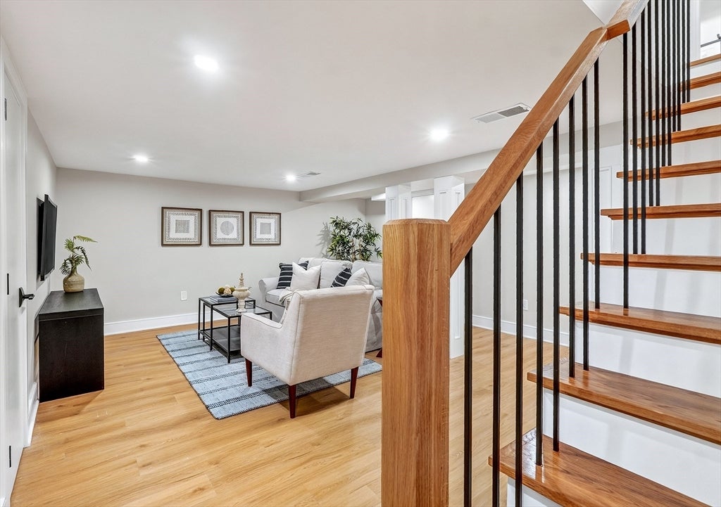 28 Fieldstone Dr, Burlington, MA Photo #29