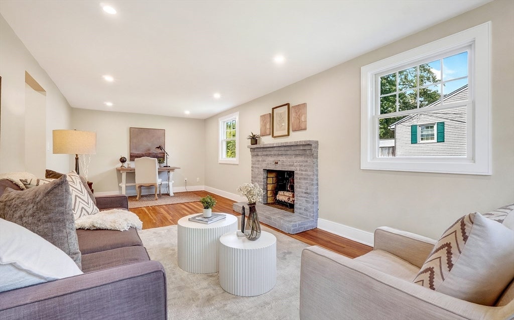 28 Fieldstone Dr, Burlington, MA Photo #18